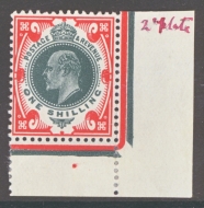 1911 1/- Deep Green + Scarlet SG 313.  A Fresh corner copy. The stamp is U/M example