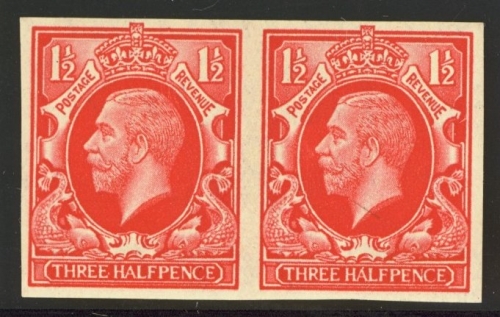 1934 1½d Colour Trial in Scarlet. A fresh L/M/M pair. Cat £320